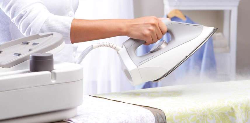 چطور جای سوختگی اتو را از روی لباس پاک کنیم؟