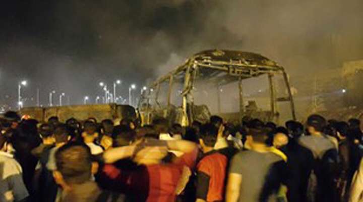 کشتههای حادثه تصادف سنندج به 15 نفر رسید کشتههای حادثه تصادف سنندج به 15 نفر رسید
