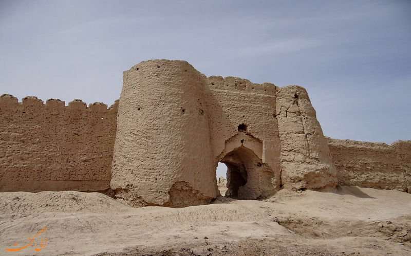  قلعه رستم، بنایی با شکوه از دوره اسلامی در سیستان
