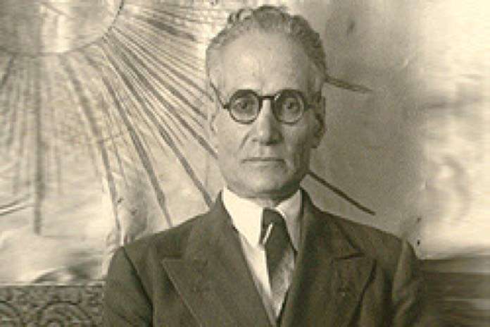 چرا کسروی به سعدی، حافظ و روحانیت هتاکی می‌کرد؟