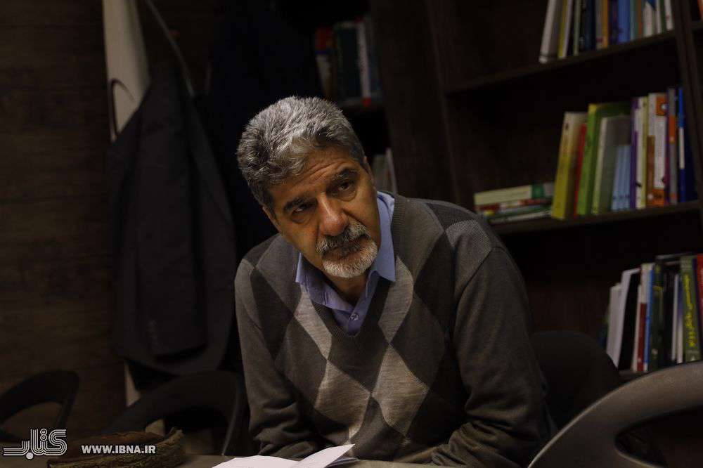 شیرزادی فراجناحی و کاملا وفادار به ادبیات است