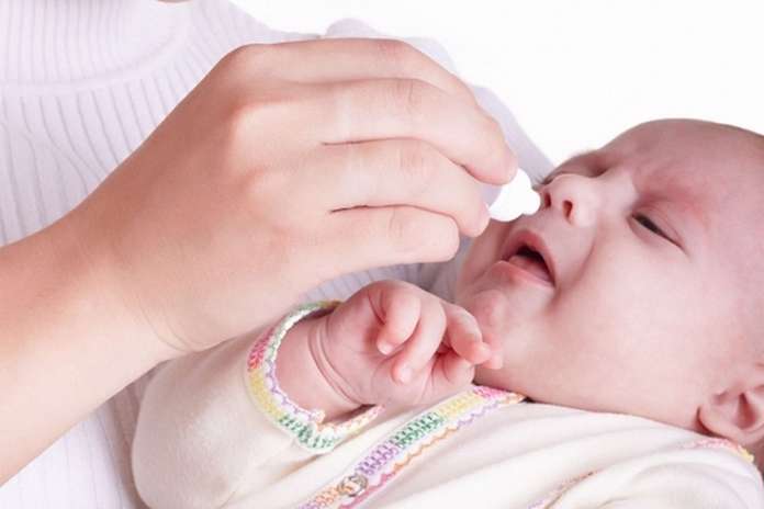 دلایل آبریزش بینی در کودکان دلایل آبریزش بینی در کودکان
