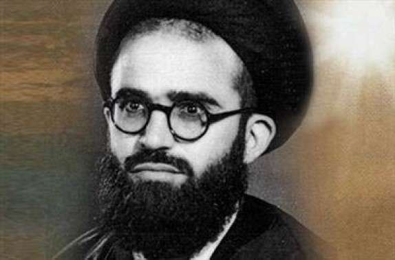  آیت‌الله سعیدی مبارزی در سنگر مسجد 