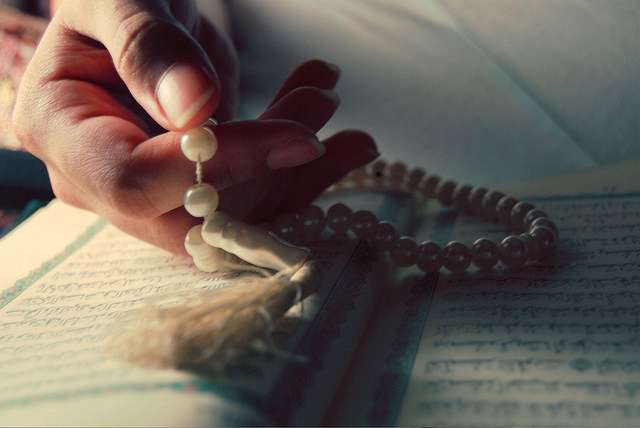 چرا ذکر و دعا مشکلات ما را حل نمی‌کند