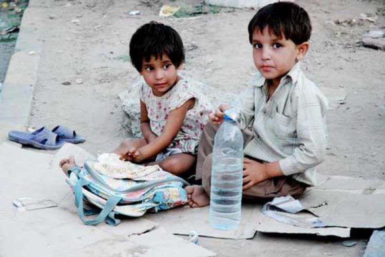 سرپرستی قانونی کودکان بی‌سرپرست و بد‌سرپرست