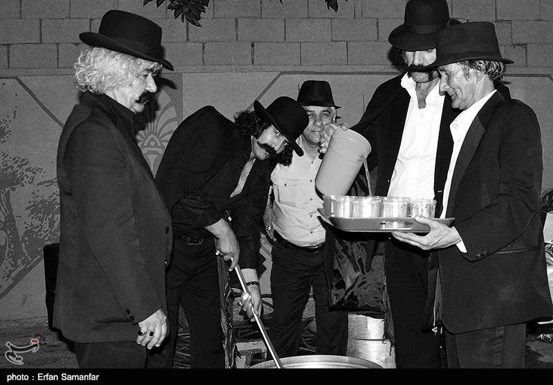نان و حلیم ری از خوراکی‌های معروف تهران