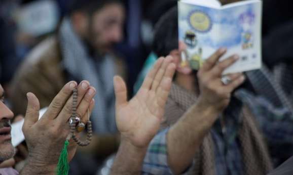 نقش زبان در سرنوشت منتظران