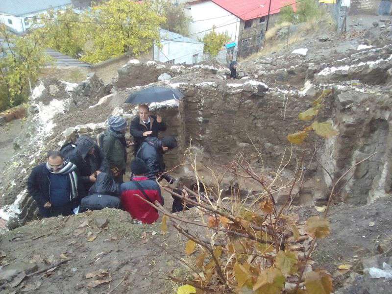 کشف آثار پیش از تاریخ، اشکانی و سلجوقی در سرقلعه لواسان