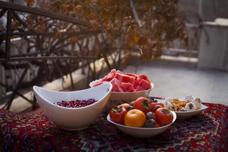 تدابیر ویژه شب یلدا از منظر طب سنتی تدابیر ویژه شب یلدا از منظر طب سنتی