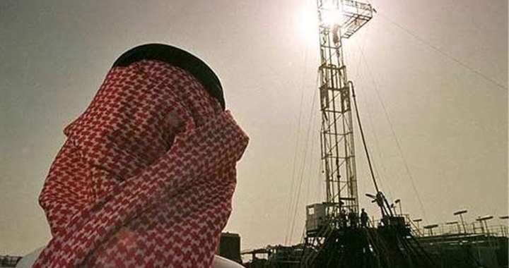 قیمت نفت پایین تر برود عربستان به سختی می‌افتد
