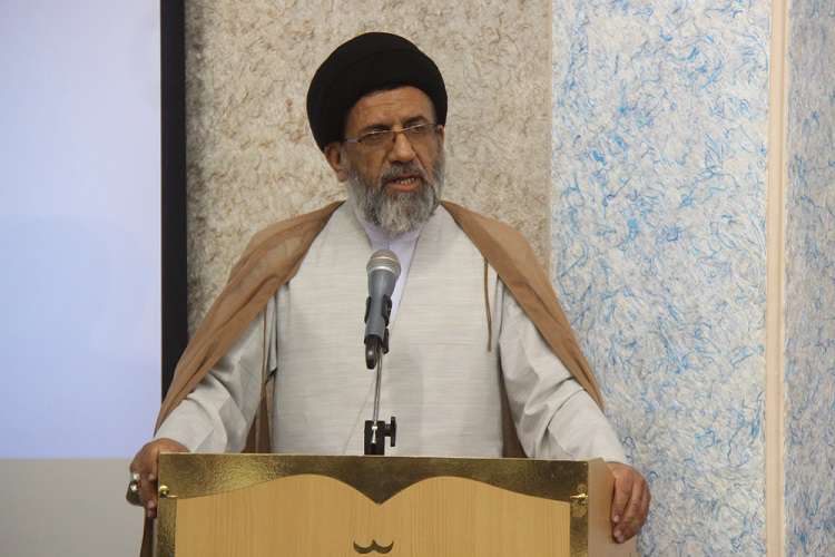 کسب موفقیت ۷۵۳ طلبه در آزمون حفظ کل قرآن ‌