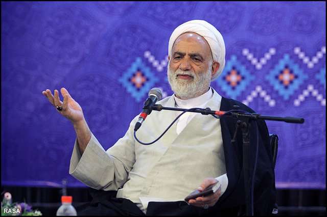  حجت‌الاسلام قرائتی‌: دعای عهد بیانگر وظایف ما است