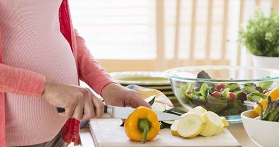  تدابیر طب سنتی برای ناراحتی‌های دوران بارداری