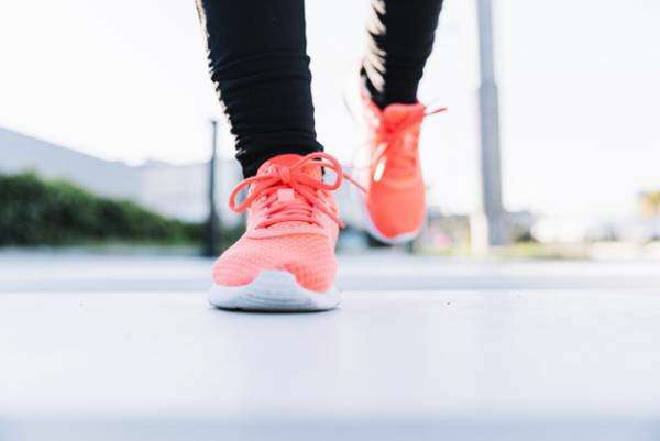 هم کار کنید، هم ورزش