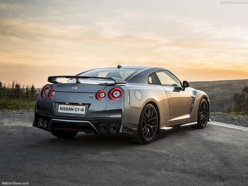 تصادف «نیسان GT-R» در مسابقه درگ
