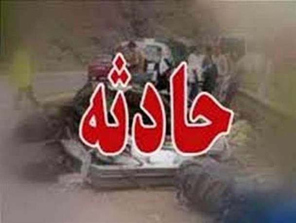 گیر کردن پسر بازیگوش در لوله سیمانی