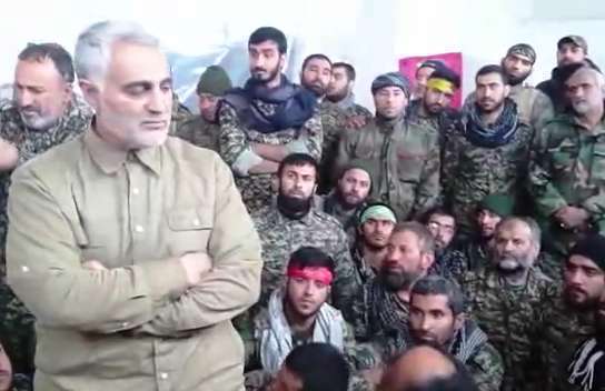 سخنان آرامش بخش سردار سلیمانی در میان جنگ