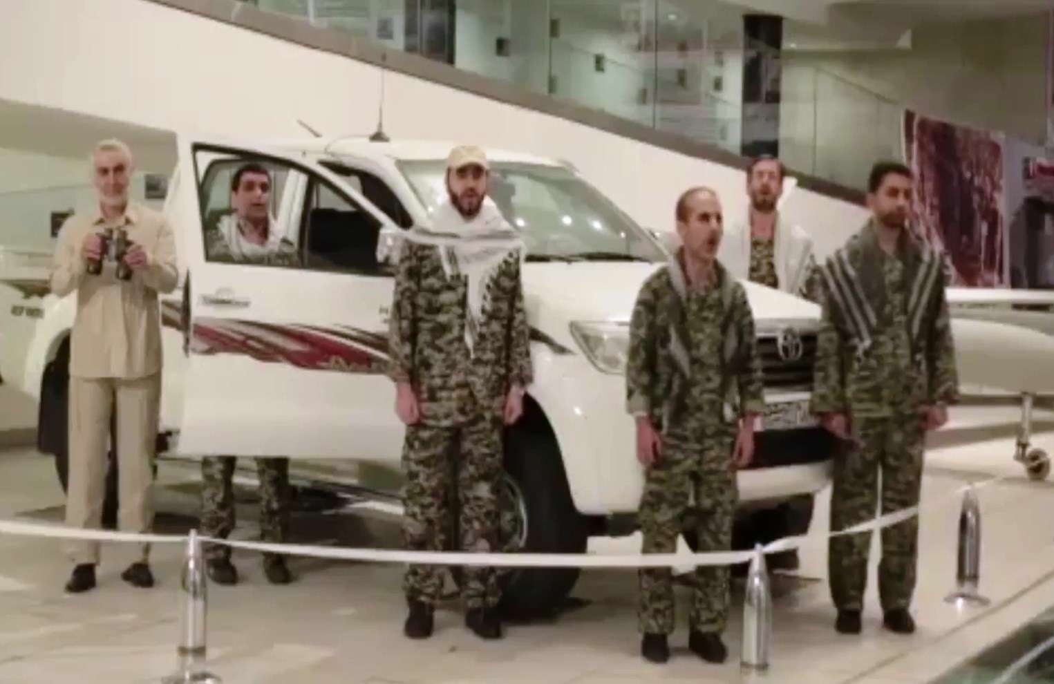 نماهنگ قاسم دل ها توسط گروه سرود بین المللی محراب
