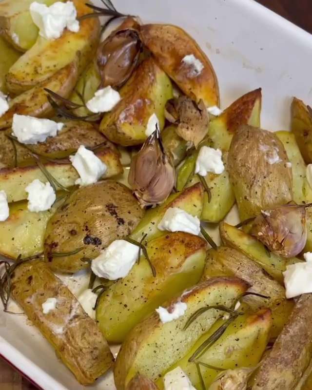 طرز تهیه سیب‌ زمینی کبابی؛ نواب ابراهیمی