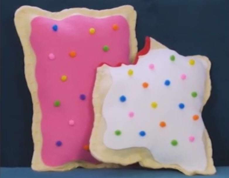 دوخت کوسن با طرح بیسکویت Sweet