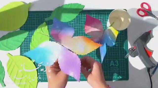 آموزش کاردستی پروانه با کاغذ رنگی و نی