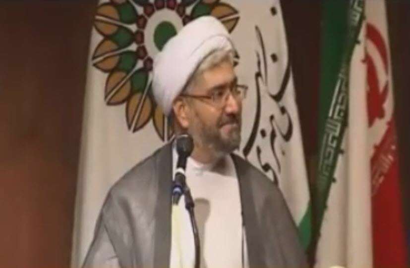 نقش معنویت در آرامش خانواده؛ استاد دهنوی