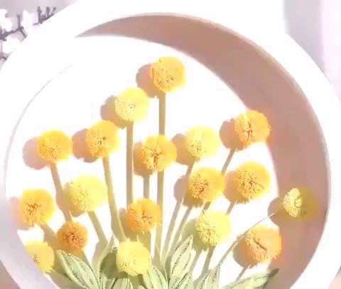 ایده درست کردن گل های کاغذی رنگی