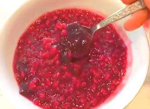 طرز تهیه «ترشک انار» در خانه