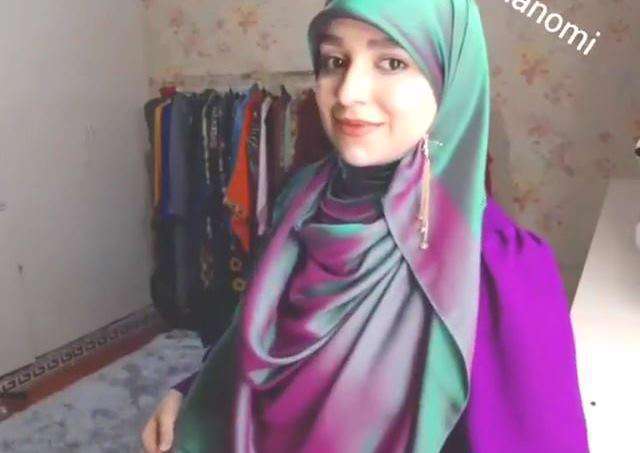 کلیپ آموزش بستن شال با تای لچکی