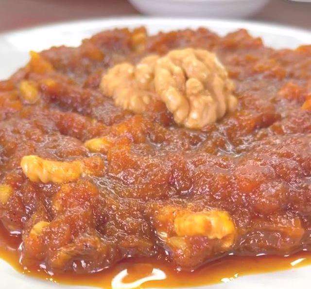 دسر کدو حلوایی با شیره انگور و گردو به؛ نواب ابراهیمی