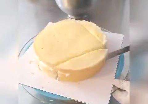 ویدئوی تزئین کیک شب چله