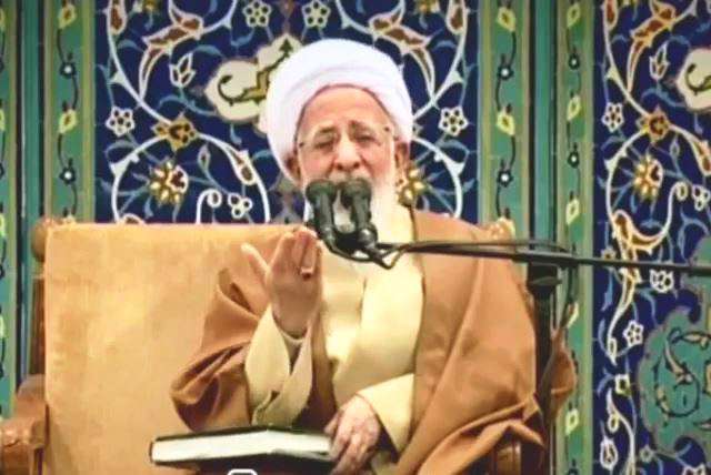 زن، ملکه رحم است؛ آیت الله جوادی آملی