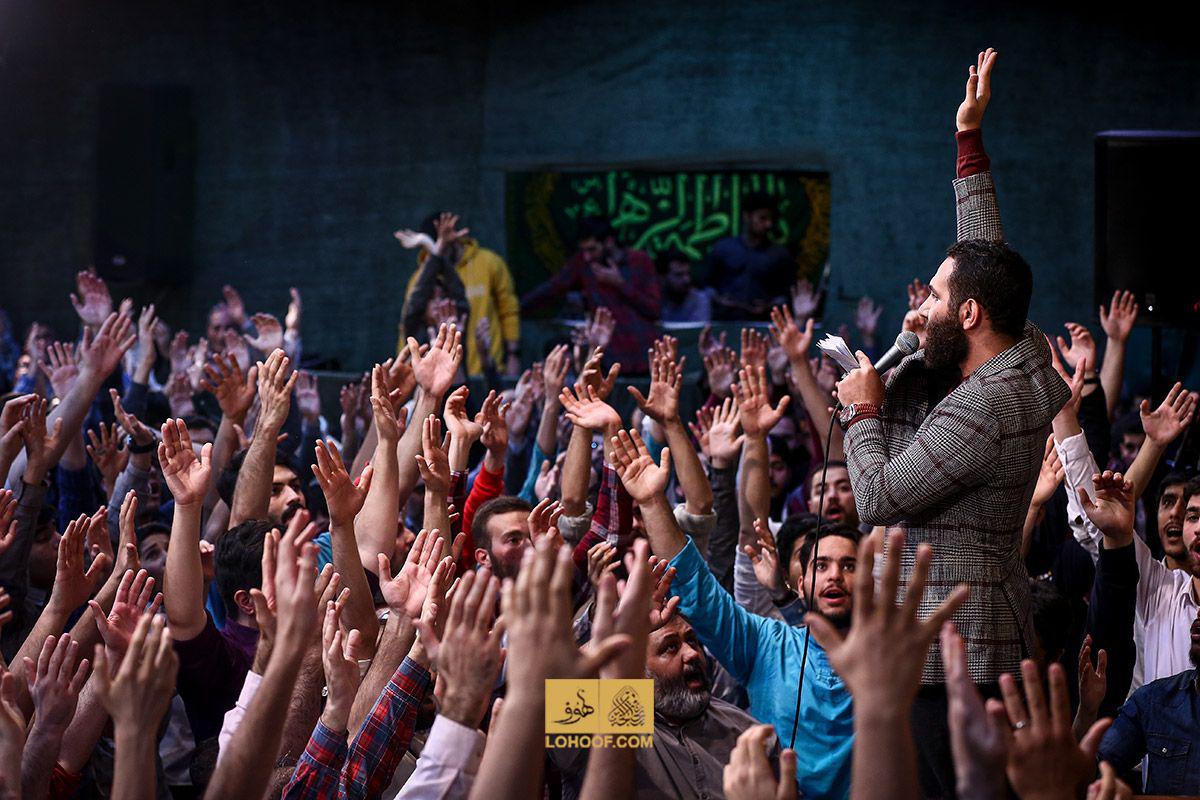 میباره بارون روی سر مجنون...