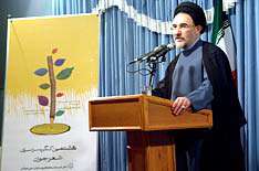 رئیس جمهور در كنگره شعر جوان