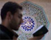 سرگردان بین دین و تجدد