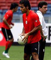 ژاپن، كره و استرالیا مدعیان اصلی قهرمانی‌اند مهدوی کیا : 