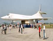 بمب افکن روسی Tu-160