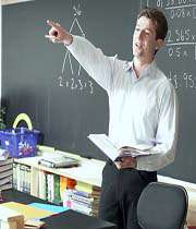 تأثیر ویژگی‌های شخصیتی و علمی معلم بر تدریس