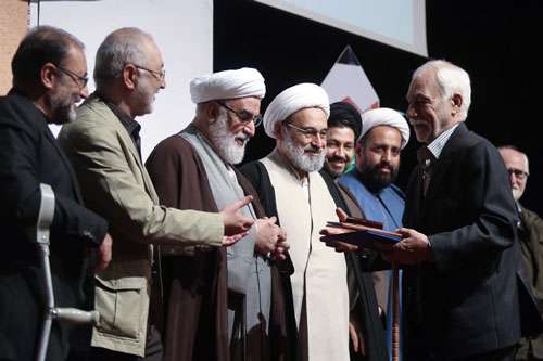 خاطراتی از دیدار شاعران با رهبر انقلاب 