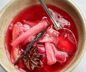  طرز تهیه مربا و کمپوت ریواس
