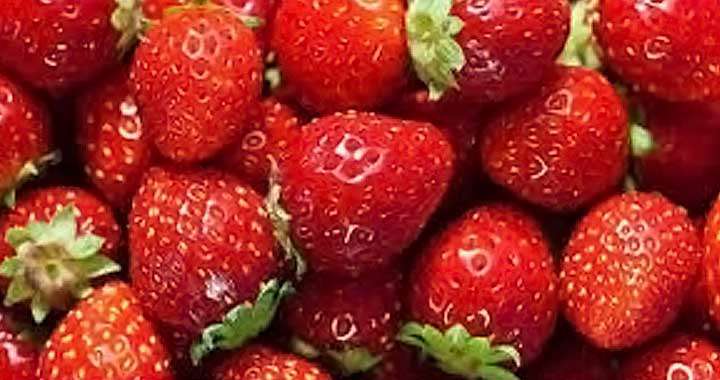  طرز تهیه شربت توت فرنگی