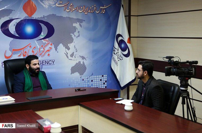 میرداماد: از کلاس و تخته سیاه مداح درنمی‌آید