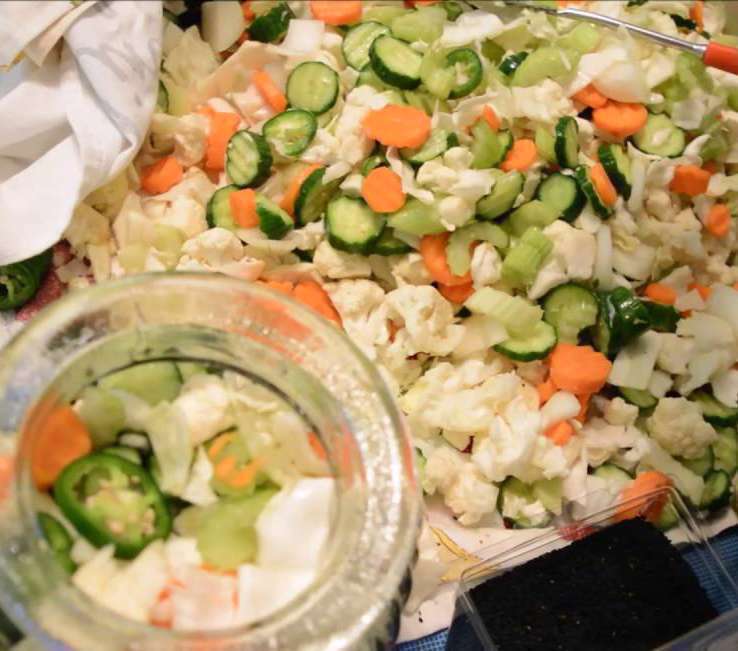  طرز تهیه کلم شور 