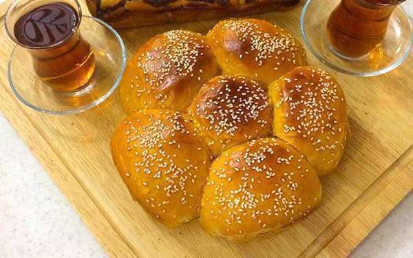 طرز تهیه نان شیرمال خانگی