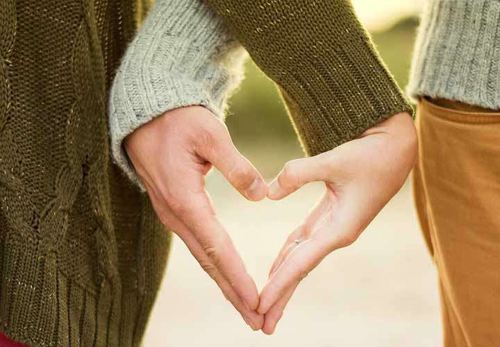 چگونه می توانیم ارتباط بهتری با اعضای خانواده داشته باشیم؟
