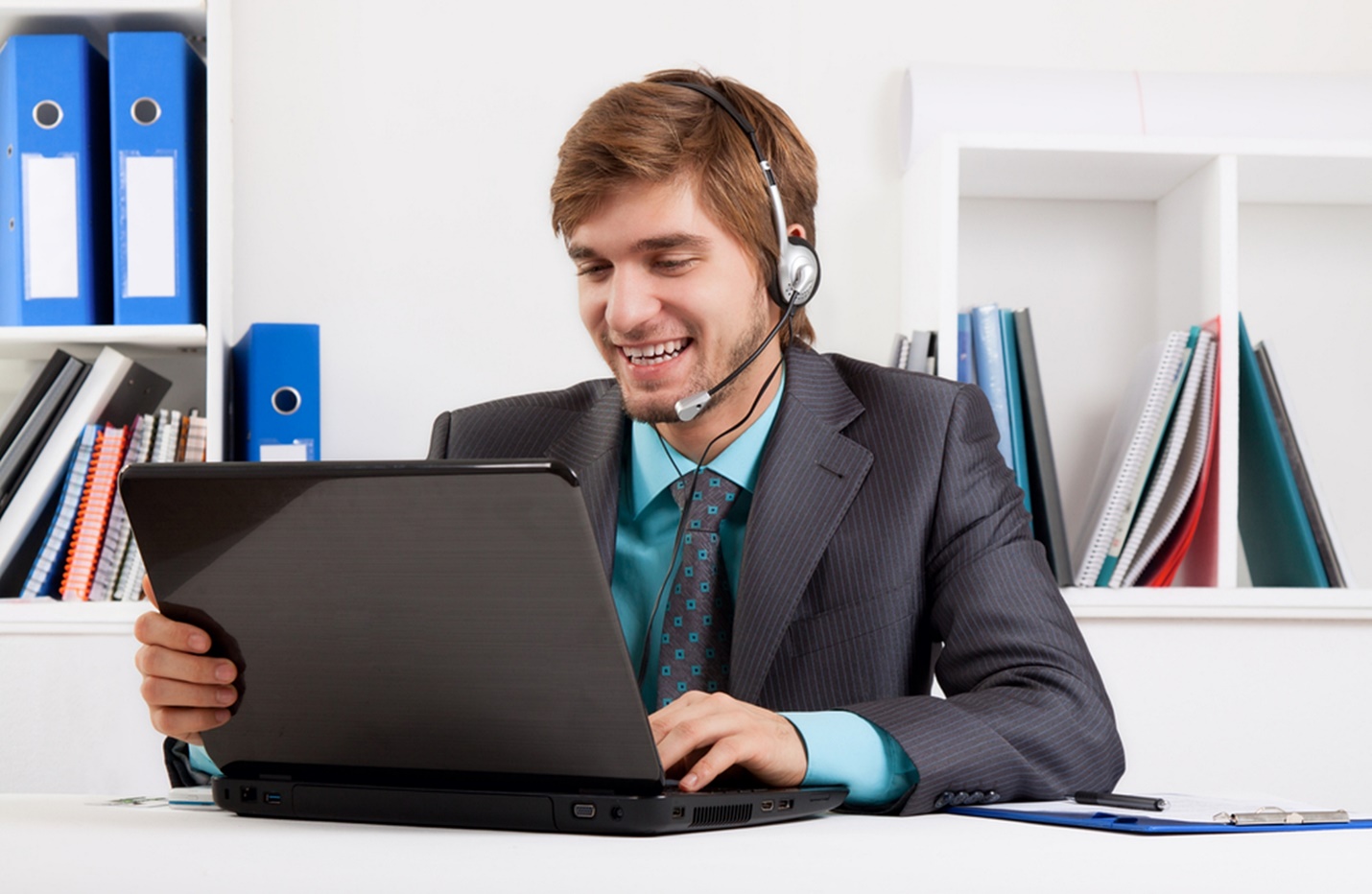  نحوه فروش محصولات در فضای اینترنت